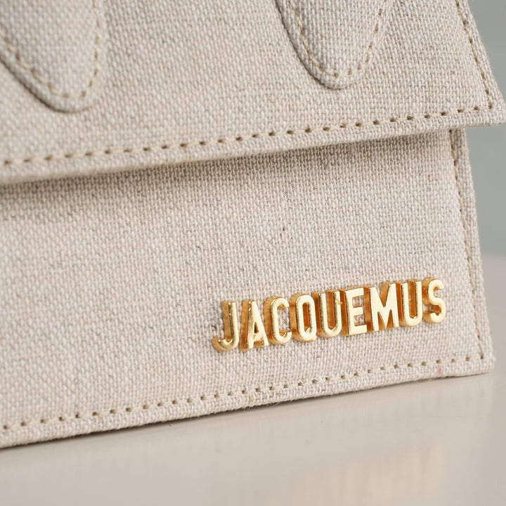 JACQUEMUS Le Chiquito Mini Bag